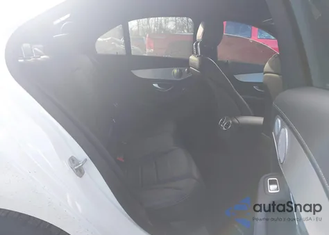 2015 Mercedes-Benz C 300 Sport 4Matic from USA, damaged, VIN 55SWF4KB7FU040969